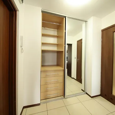 Bronco Apartman Varsó